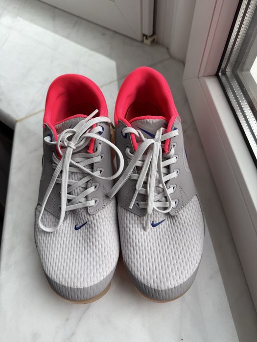 Nike жіночі кросівки