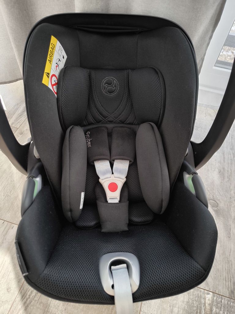 Fotelik cybex cloud T i-size gwarancja+adaptery +otulacz muślinowy