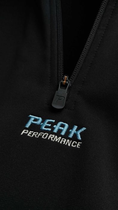 czarna bluza narciarska techniczna Peak Performance Golf termiczna M