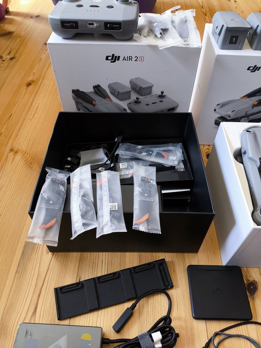Dron DJI Air2s combo nowy plus tablet duży zestaw