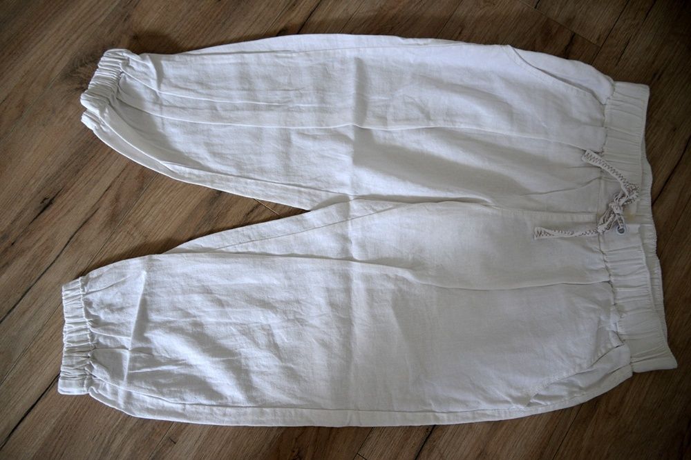 Nowe lniane spodnie damskie 3/4 szwajcarskiej firmy Chicoree r. S i M