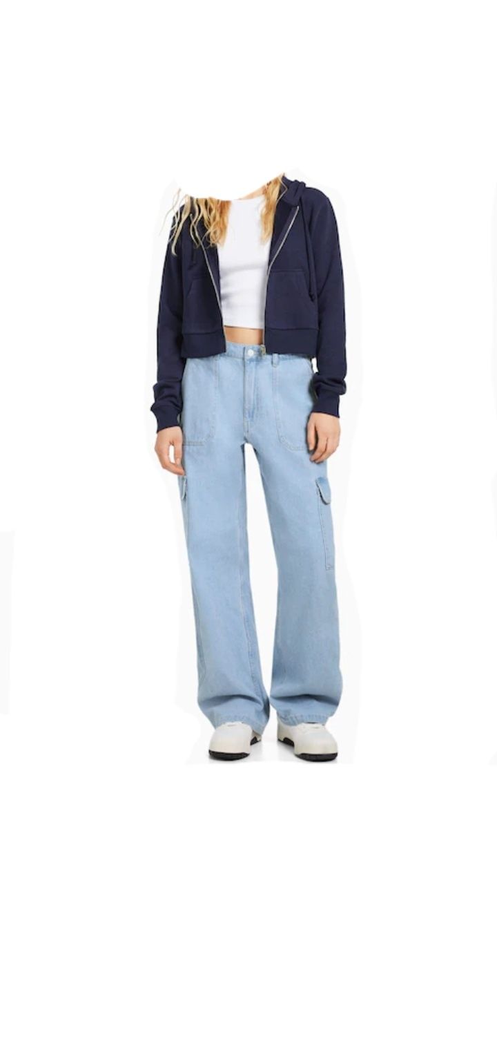 Jasnoniebieskie jeansy cargo z szeroka nogawka wysoki stan bershka