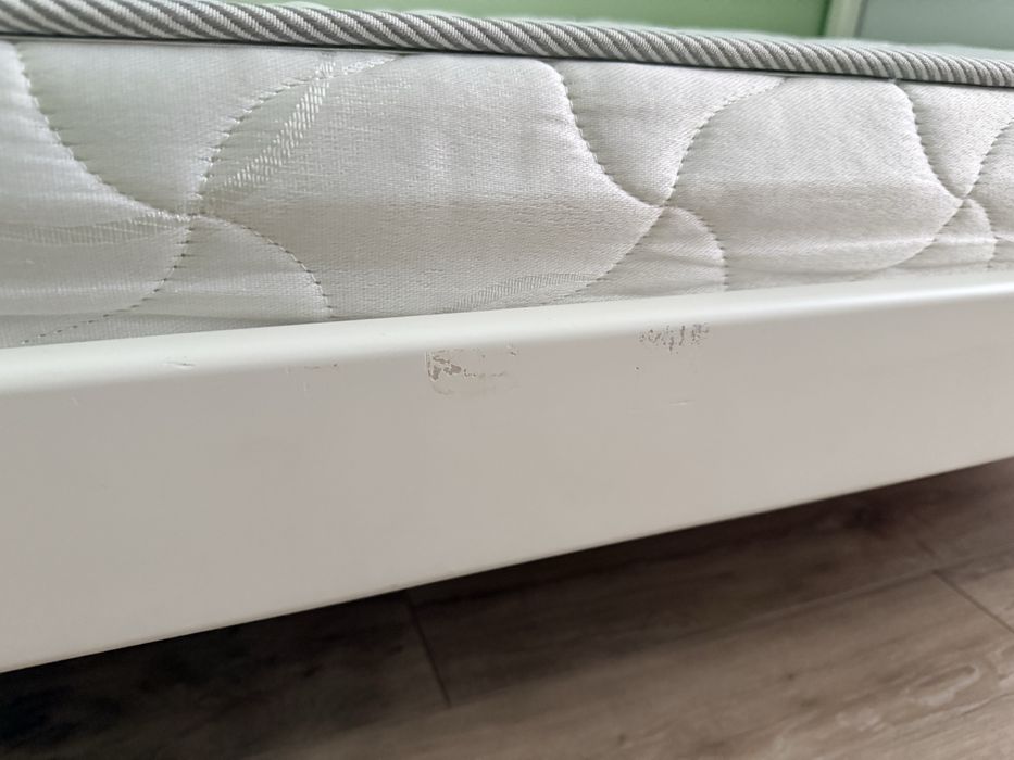 Ліжко дитяче з матрасом