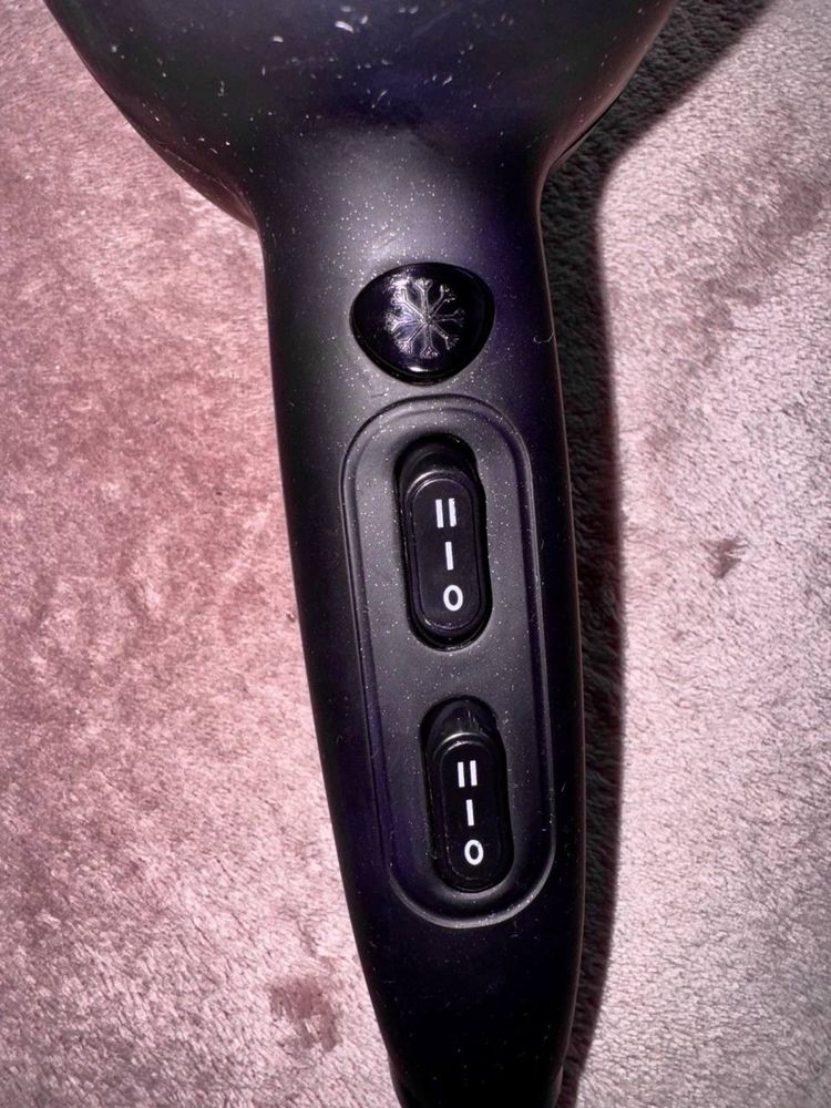 Фен ROTEX RFF203-B UltimateCare Pro