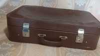 Винтажный чемодан 80-х годов