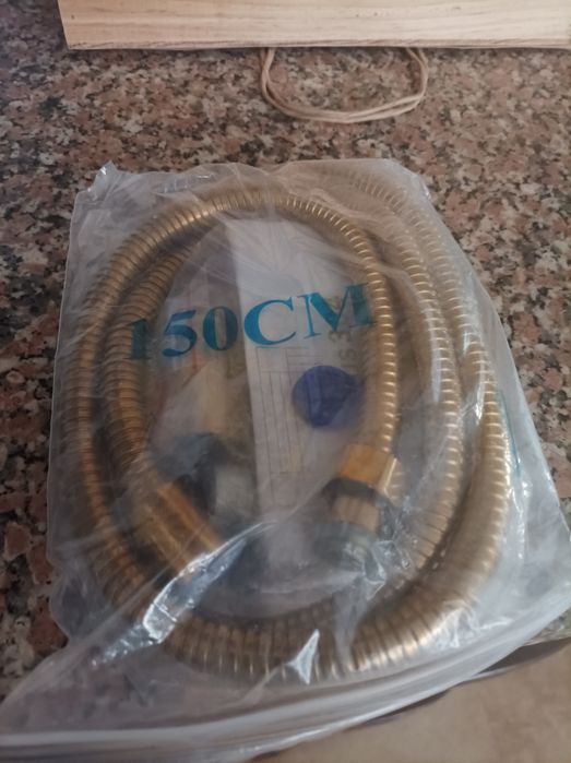 Vendo chuveiro de casa de banho