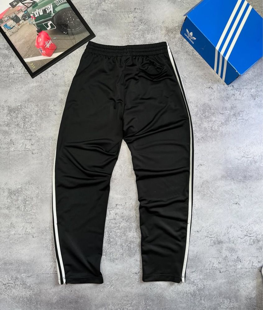 Нові Спортивні штани Adidas Originals 2024