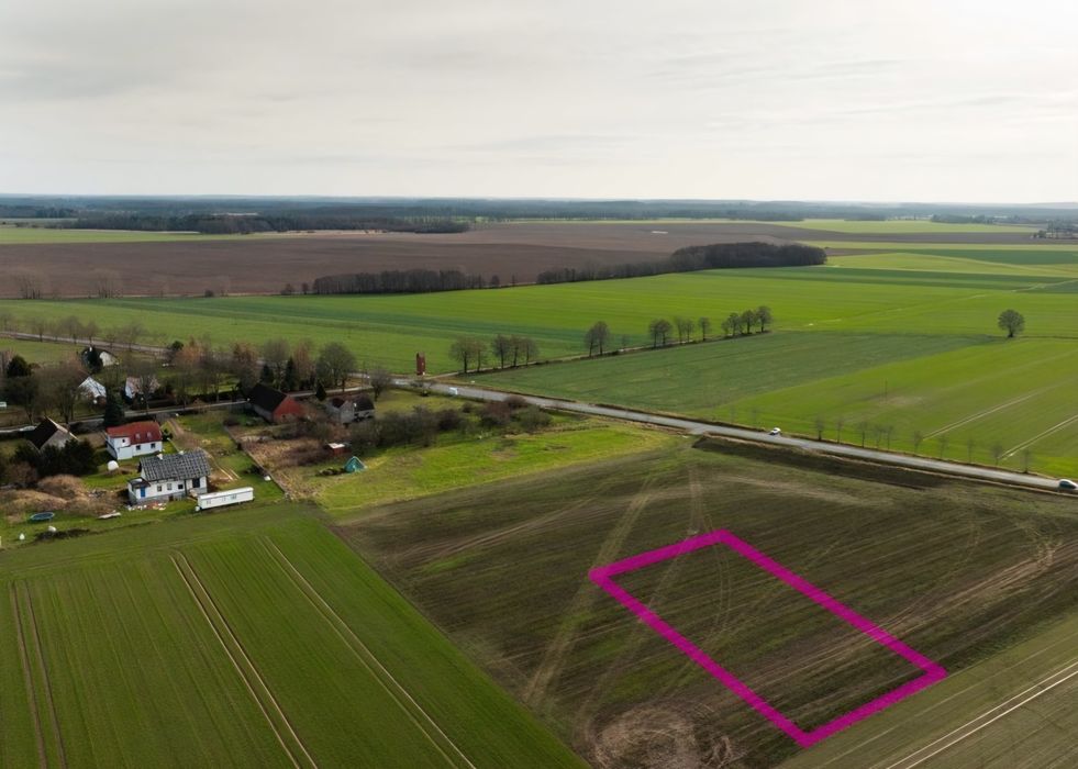 Działki rolne 30 ar . 15 km do morza