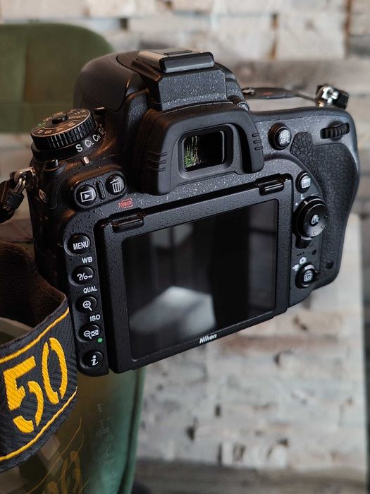 Nikon D750 + Nikkor 24-120mm 4G ED + Grip