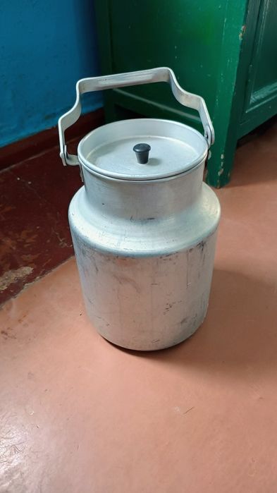 Продам алюминеевые бидоны