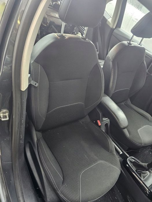 Fotel przedni prawy pasażera Citroen C3 II Lift