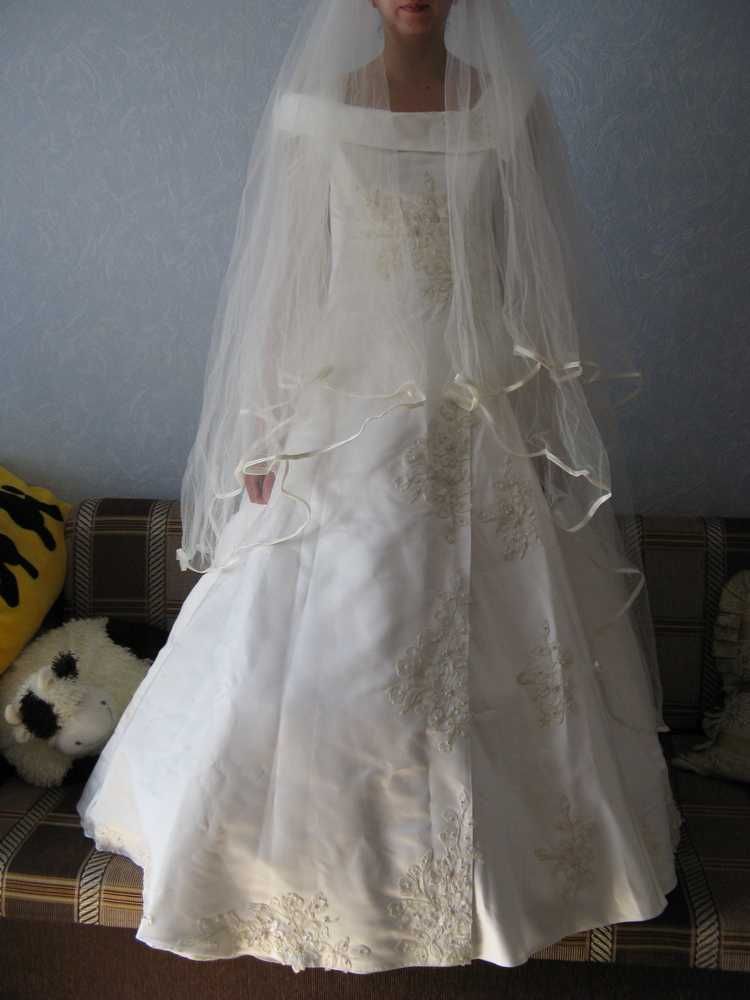 Весільня сукня продам