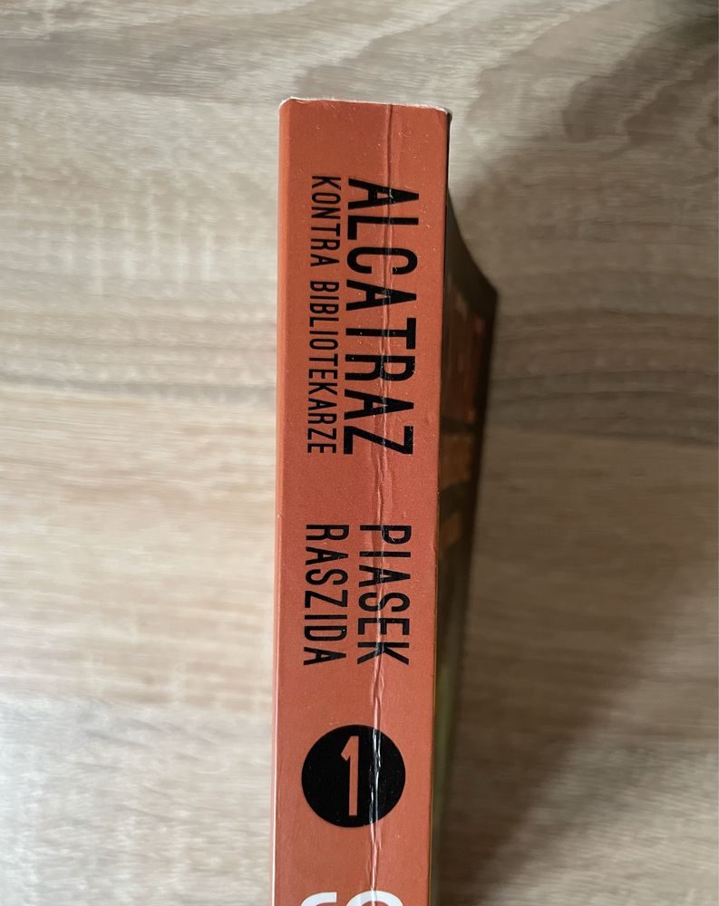 Książka Brandon Sanderson „Alcatraz kontra bibliotekarze”