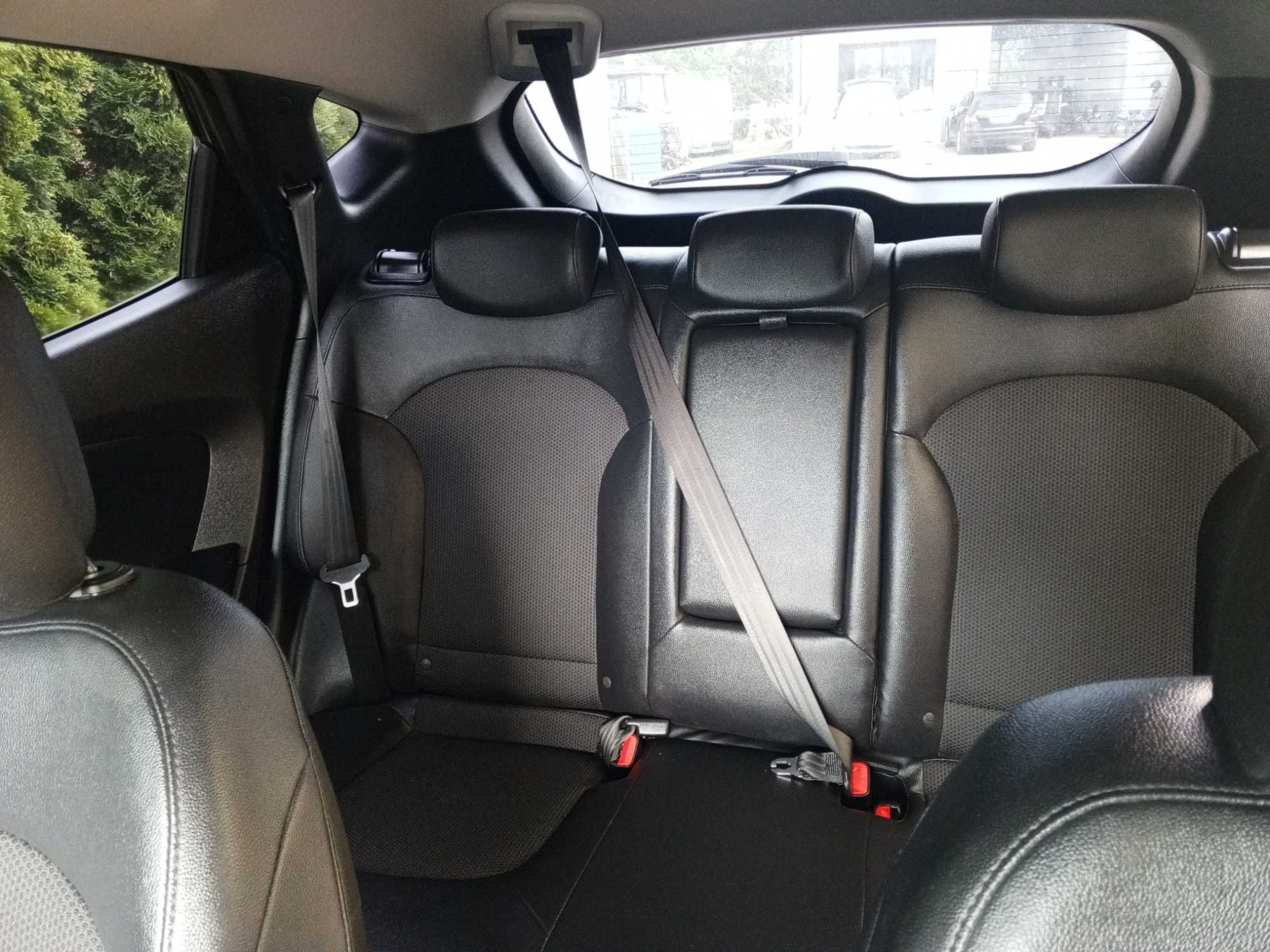 Hyundai ix35 1,6 GDI premium 2 WD, 2015r.