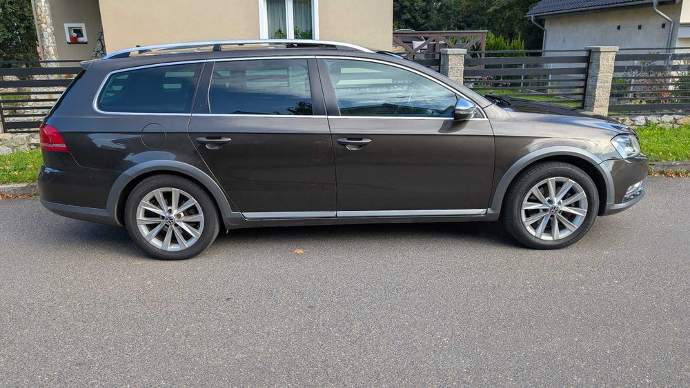 Passat Alltrack 4x4 2.0 TDI Bi-Xenon Panorama 2xPDC prywatnie
