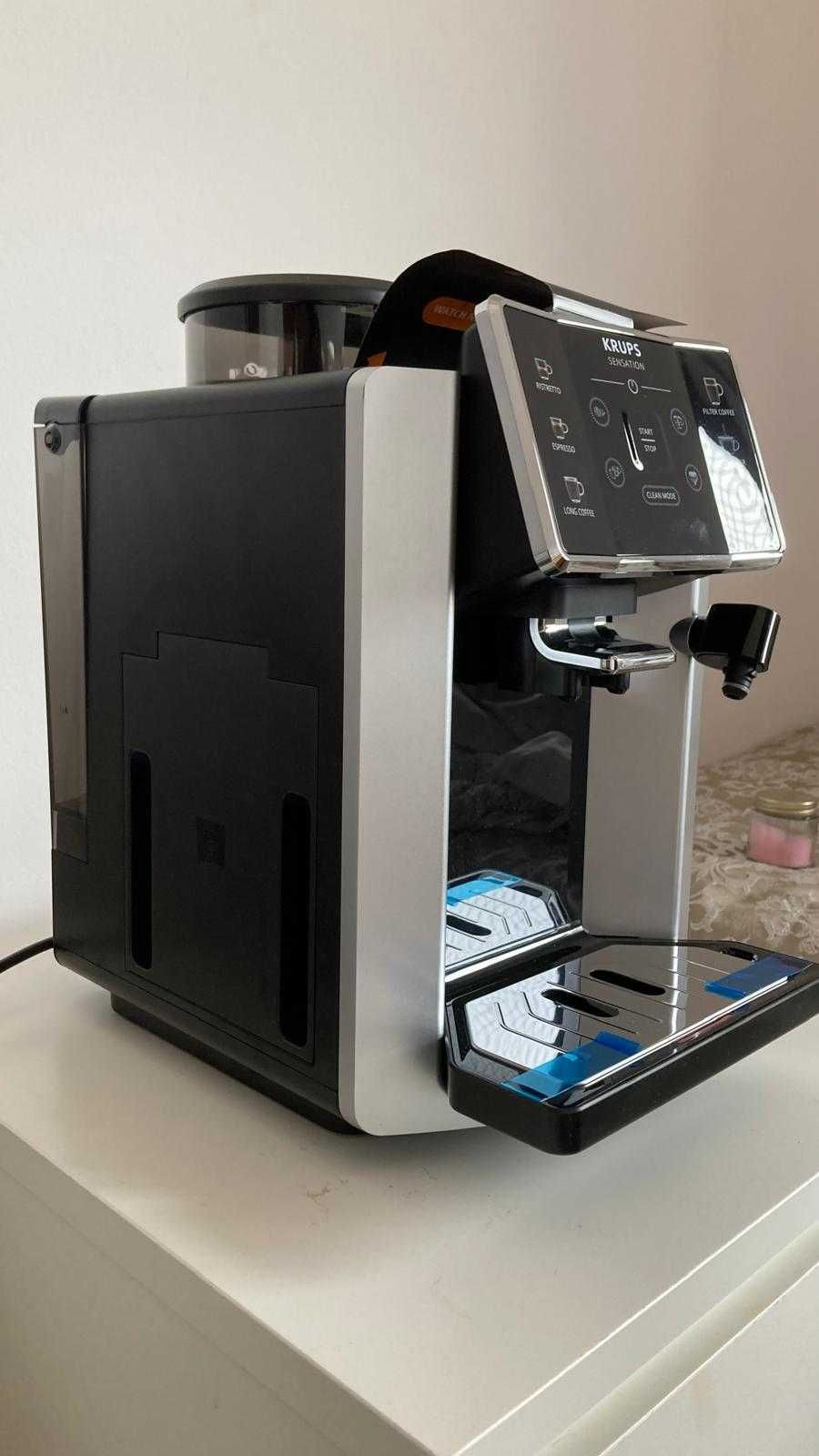 Máquina de Café Automática Krups EA910E10 - Nova na embalagem!