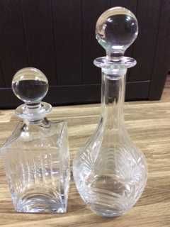 Conjunto de Garrafa e Frasco de Cristal