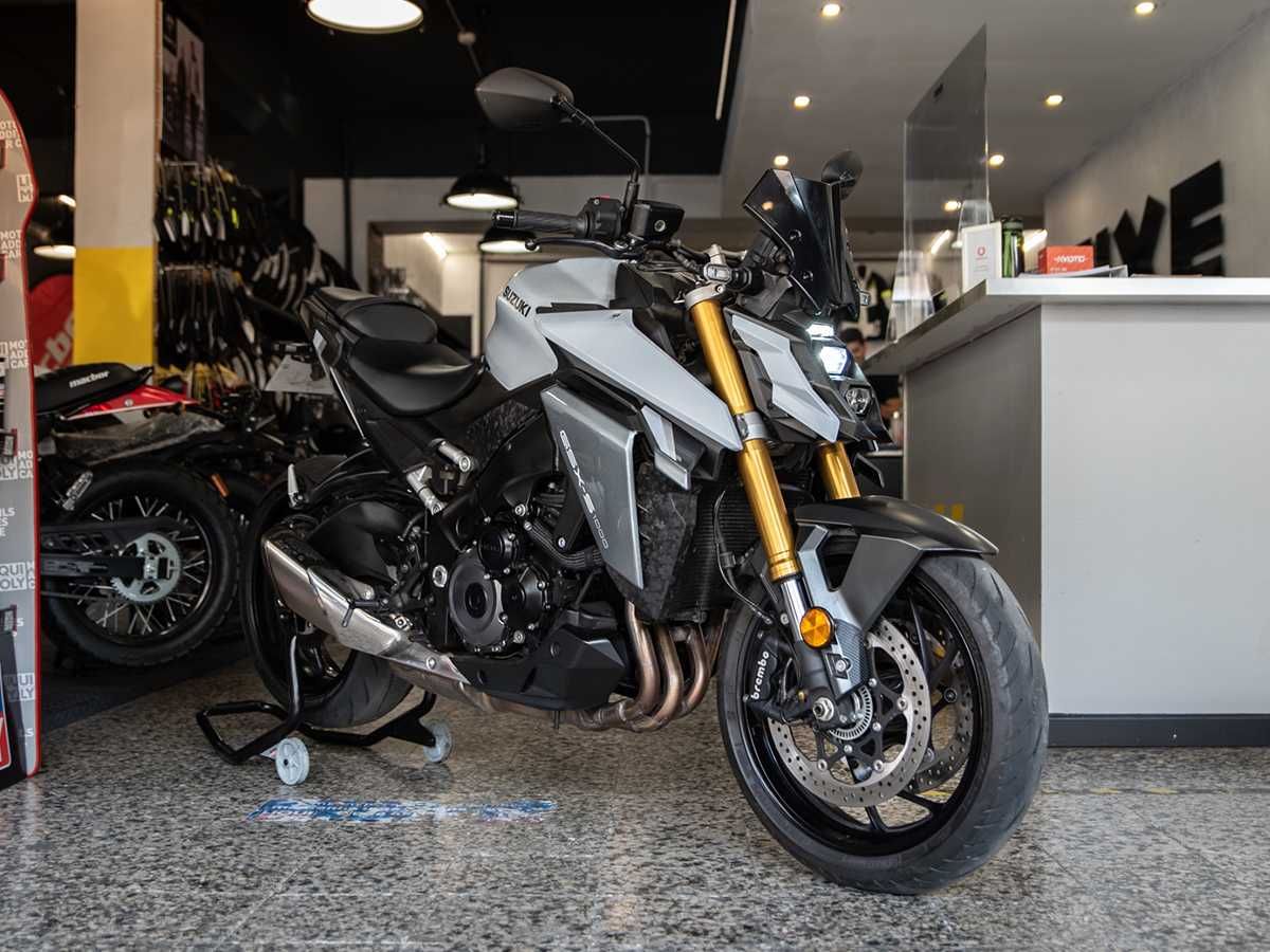 Suzuki GSXS 1000 Impecável, Nacional, Assistida na Marca. (Reservada)