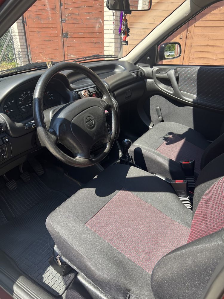 Opel Astra 1.4 bezwypadkowy salon Polska 1 właściciel