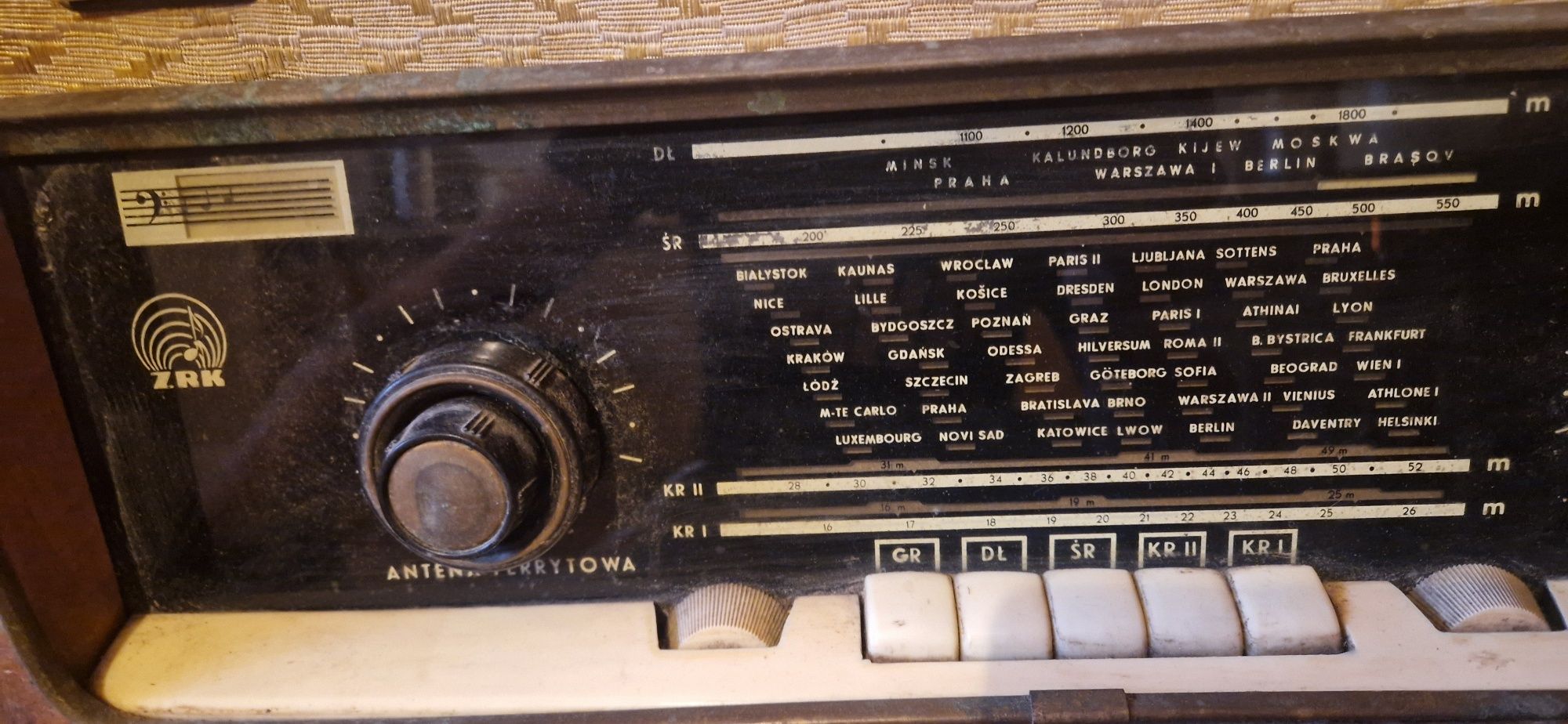 Radio lampowe uszkodzone