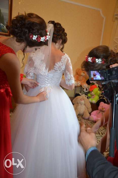 Весільне плаття