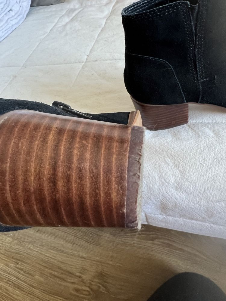 Botki zamszowe r. 35 firmowe czarne ALDO