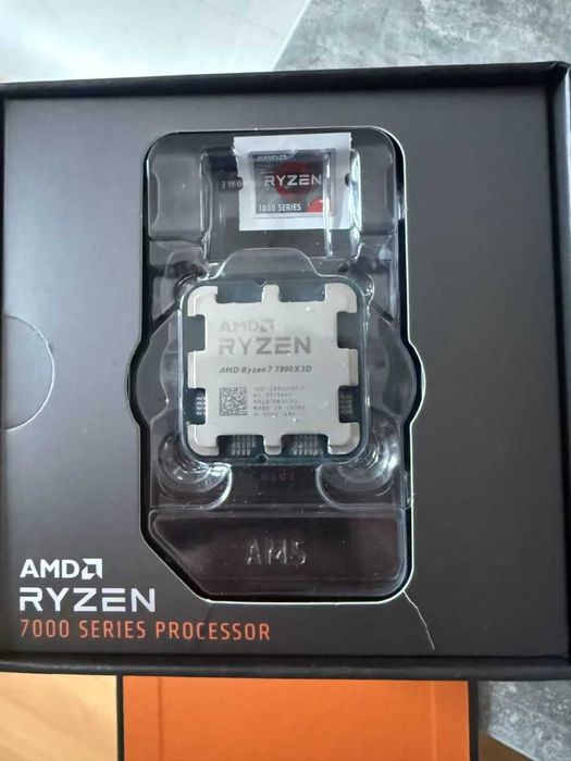 AMD Ryzen 7 7800X3D