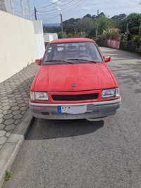 Opel Corsa ( Gasolina)