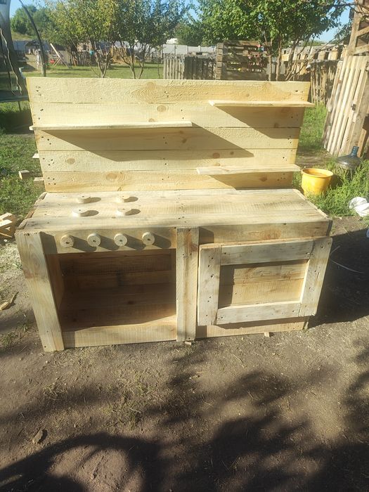 Дерев'яна кухня дитяча