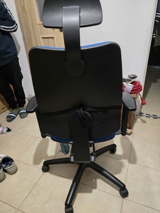 Biurowe krzesło MARTELA