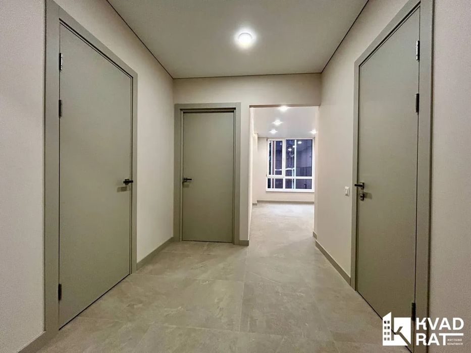 Продаю 1км квартиру з ремонтом біля Велесу