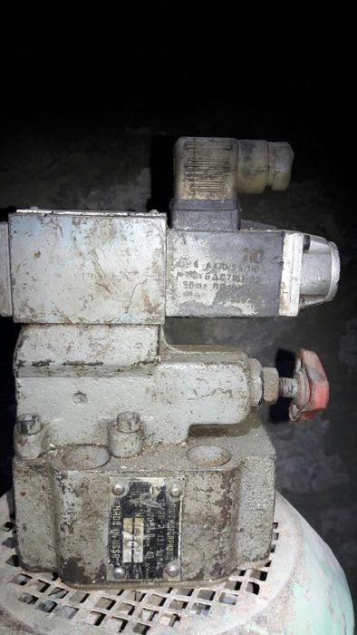 Клапан предохранительный гидравлический