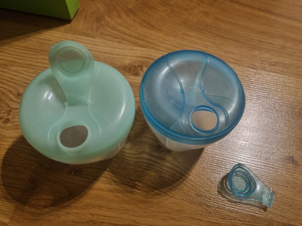 Pojemniki na mleko modyfikowane babyono + pojemnik na smoczek
