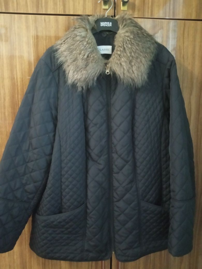 Куртка женская демисезонная M&S (размер 56)