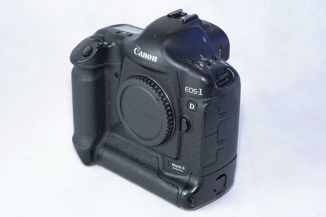 Canon EOS 1 D mark II