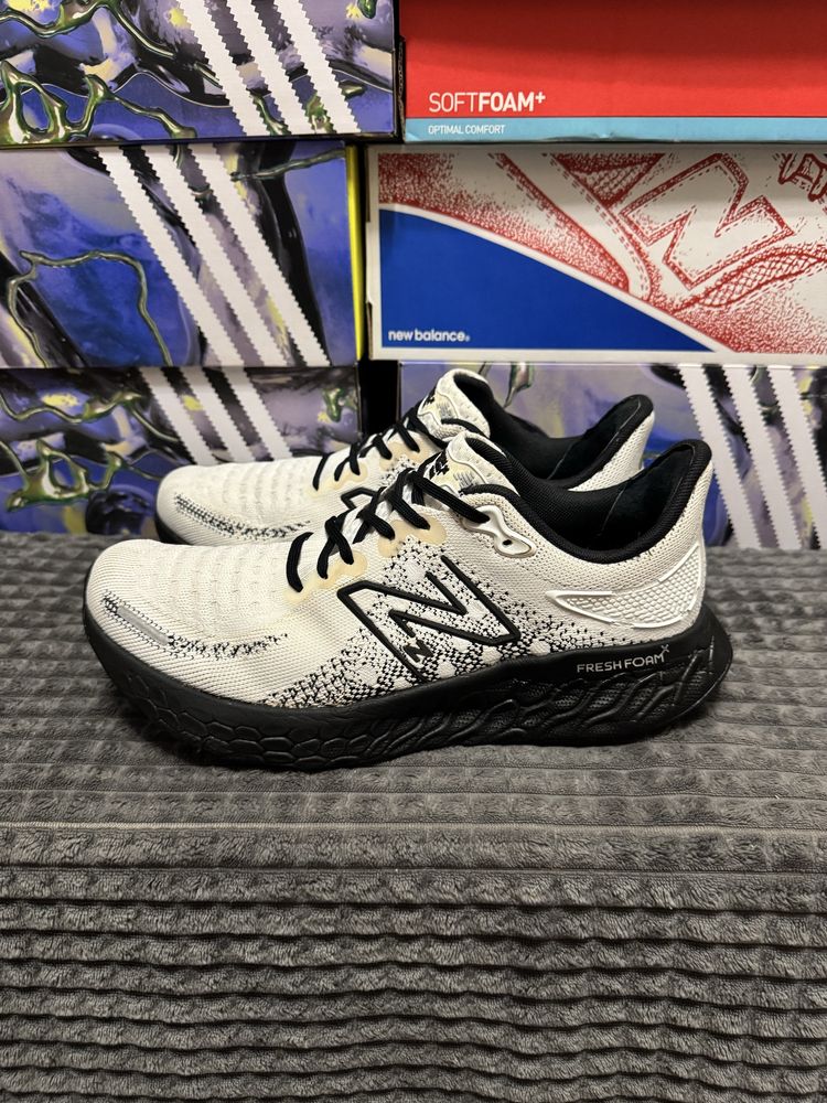 Чоловічі кросівки для бігу New Balance 1080 44(28см) оригінал