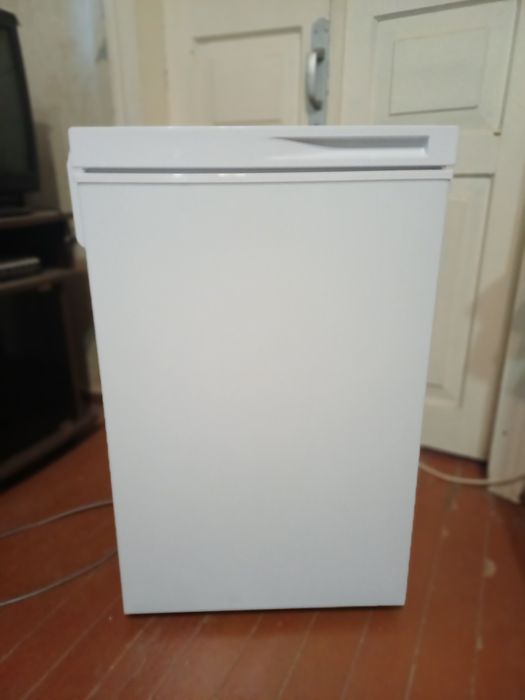 Морозильна скриня beko