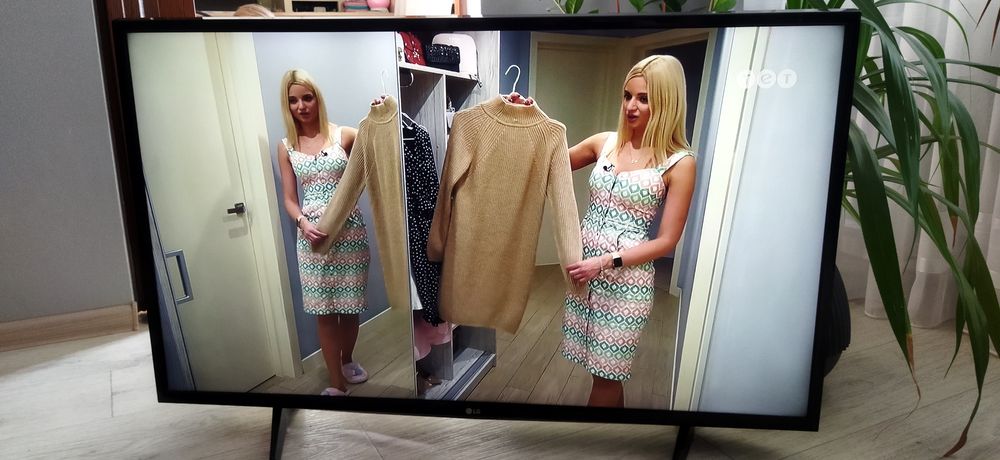 Смарт ТВ LG 43LH590V