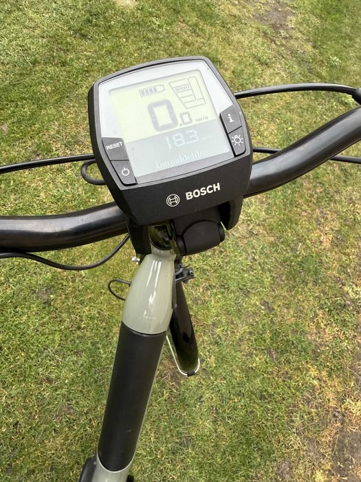 Rower elektryczny Gazelle grenoble C8