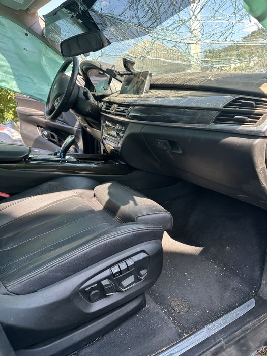 BMW X5 F15 ціла або по  запчастинах