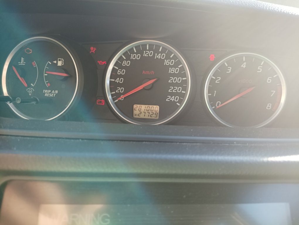 Nissan Primera 2003