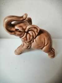 Figurka porcelanowa słonia