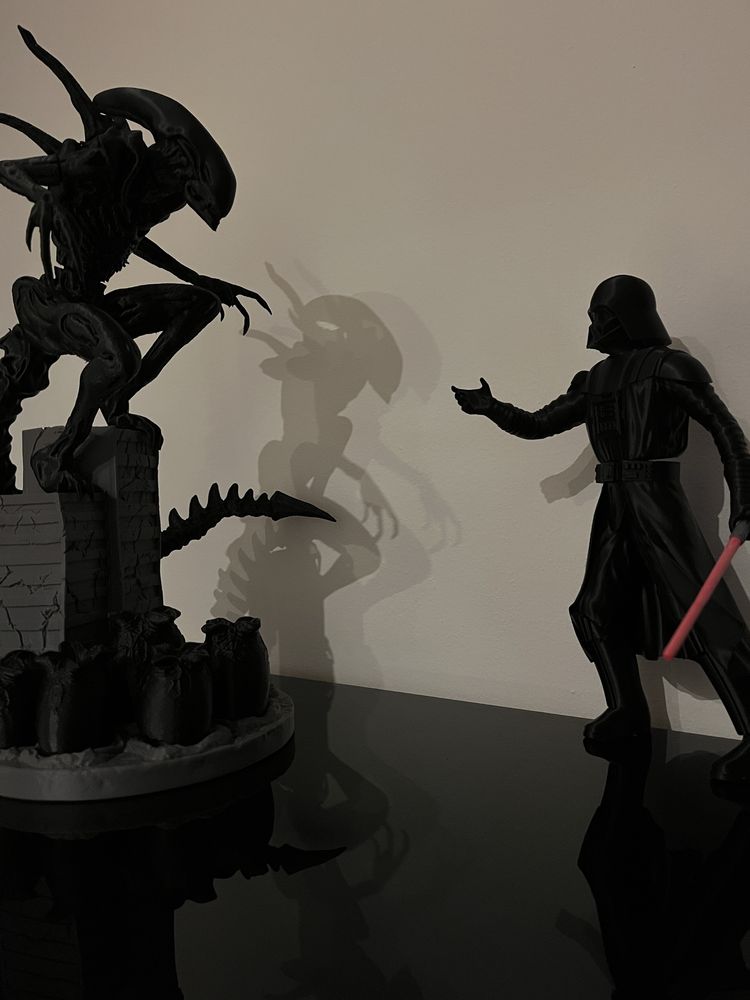 Estátua Alien Xenomorph – Impressão 3D (40×25 cm)