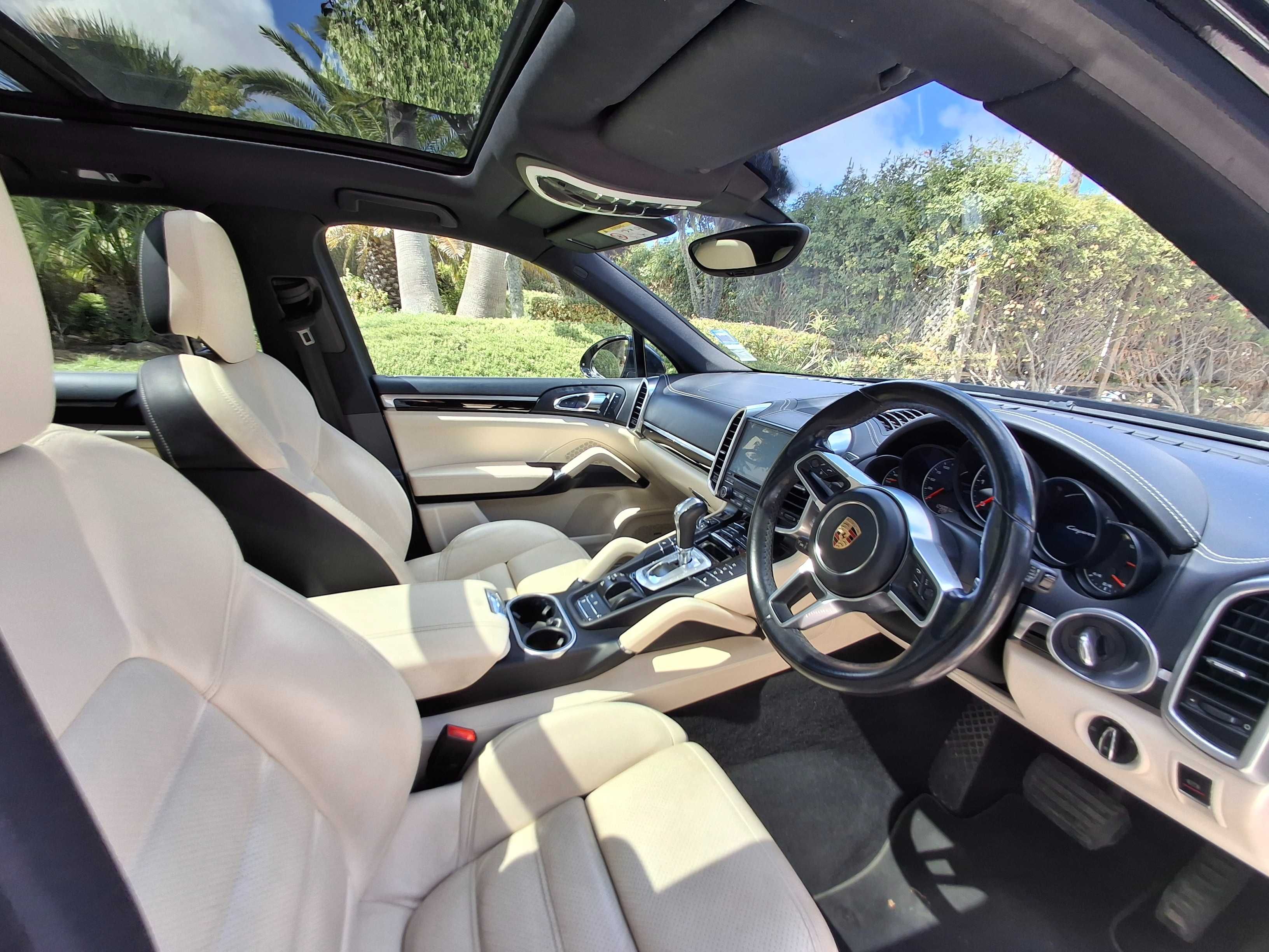 Porsche Cayenne 3.0 V6 Platinum Edition Tipronic S