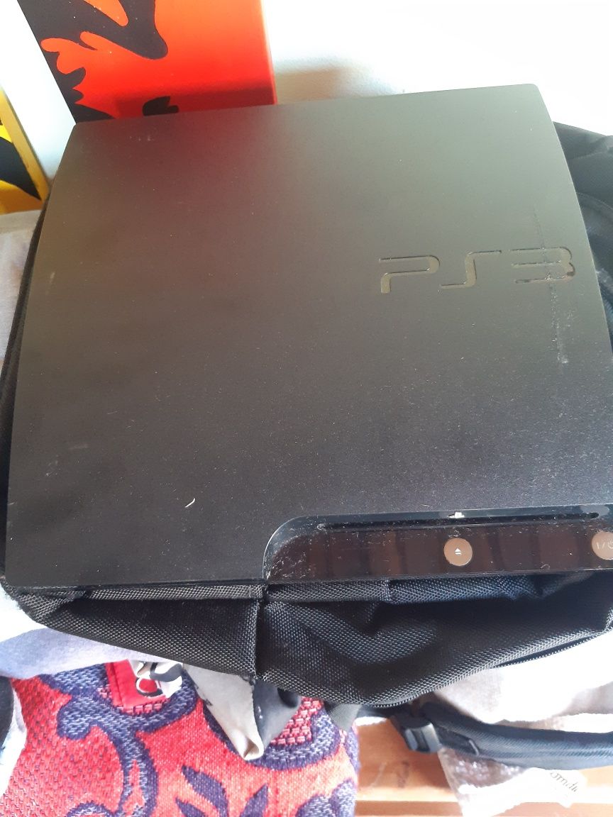 Ps3 sem comando e sem fios em bom estado