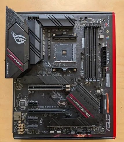 Asus rog Strix B550-F GAMING WIFI II