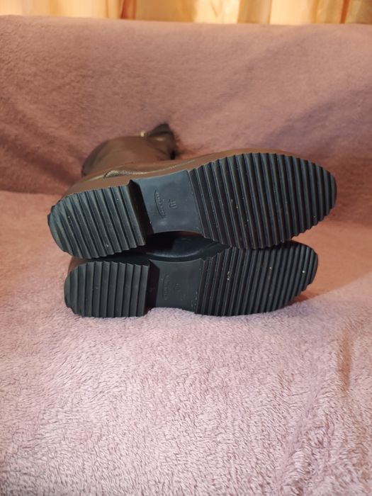 Жіночі високі зимові чоботи 40 р.