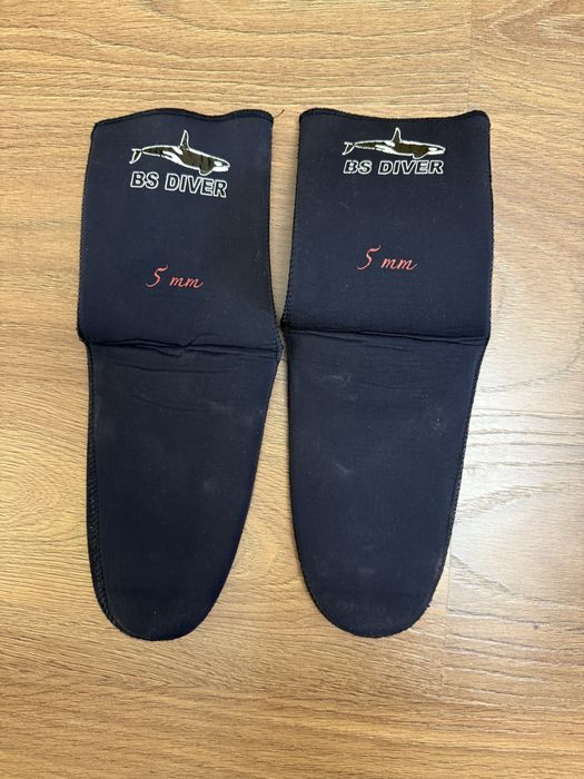 Носки для підводного плавання