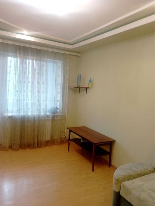 Оренда. 3-х кімн. квартира на вул.Парамонова