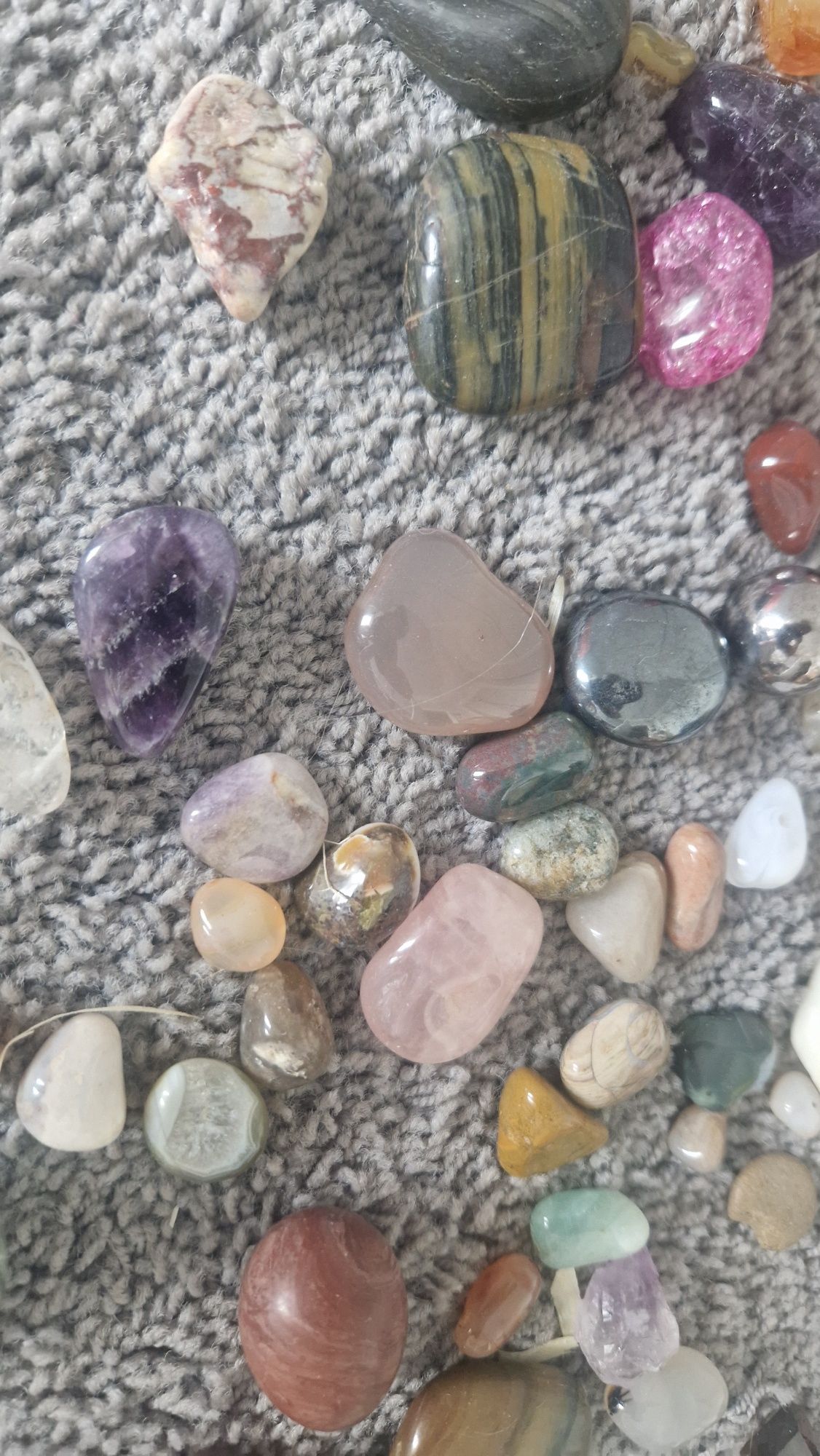 Kamienie półszlachetne i minerały